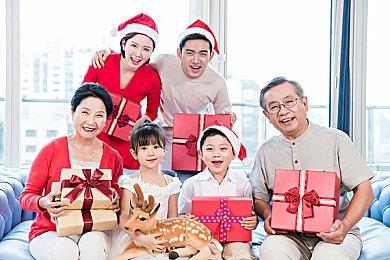 吃鸡手游《最终幻想7第一战士》今日停服 官方发布纪念图